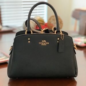 Navy Coach purse- never used